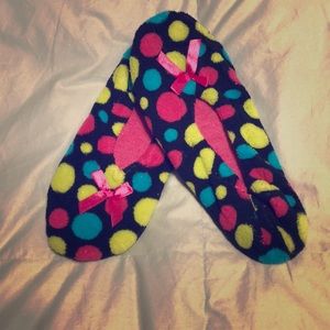 Colorful fitted slippers! 😊